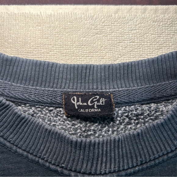 Brandy Melville Gray Los Angeles California Crewneck Sweater - Picture 3 of 4